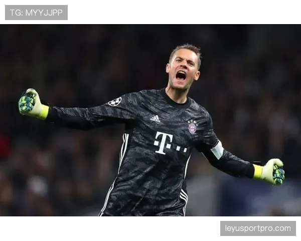 专访:拜仁门将诺伊尔谈其在球队高位防守体系中充当“清道夫”的角色演变 专访:拜仁门将诺伊尔谈其在球队高位防守体系中充当“清道夫”的角色演变